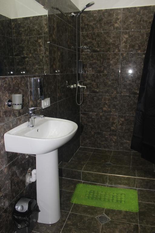 Hostel Mandaria room 6